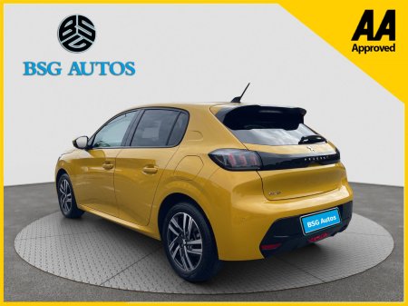 2021 Peugeot 208 - photo 6