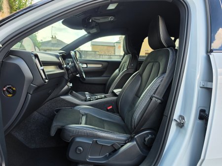 2020 Volvo XC40 - photo 12