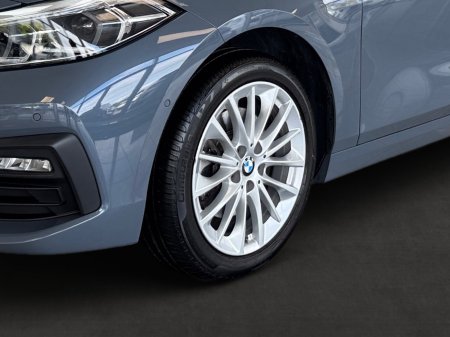 2021 BMW 1-Series - photo 10
