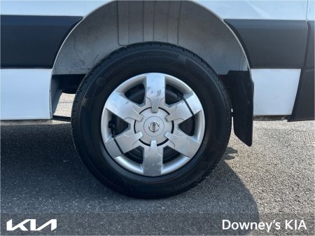 2021 Nissan NV400 - photo 9