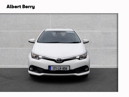 2017 Toyota Auris - photo 2