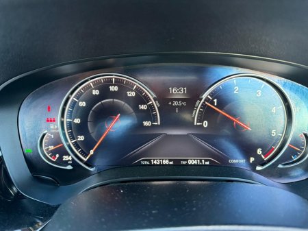 2018 BMW 5-Series - photo 9
