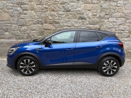 2023 Renault Captur - photo 2