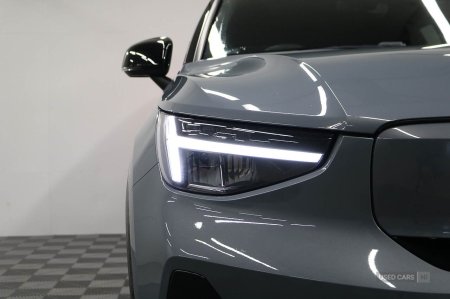 2023 Volvo XC40 - photo 13
