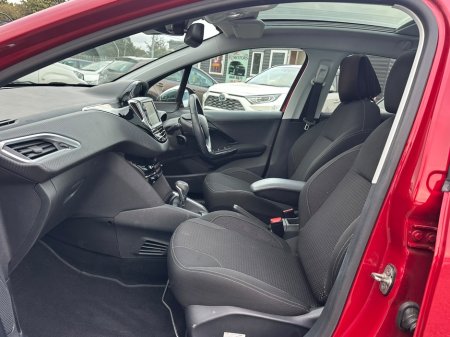 2017 Peugeot 208 - photo 14