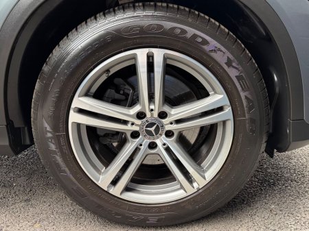 2021 Mercedes-Benz GLC - photo 11