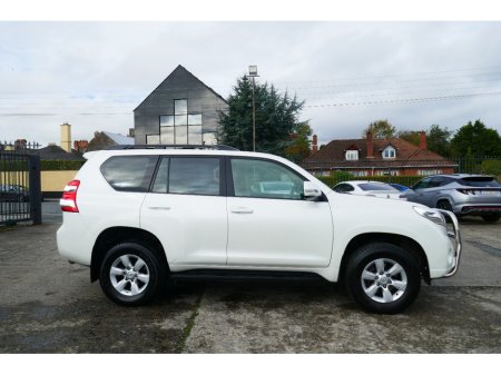 2015 Toyota Land Cruiser - photo 3