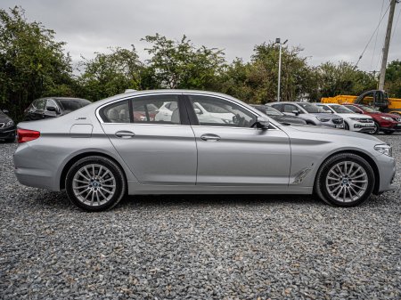 2017 BMW 5-Series - photo 11