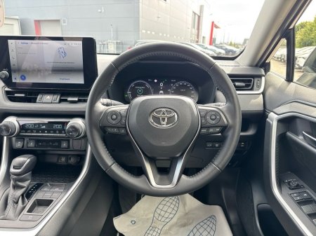 2023 Toyota RAV4 - photo 9