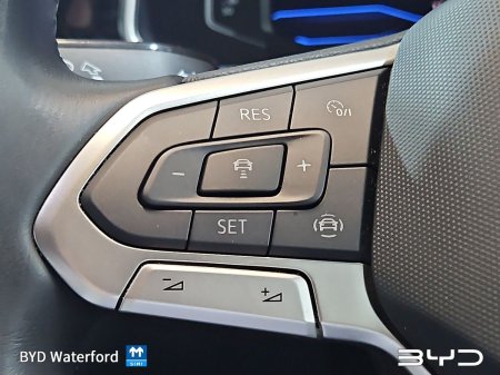 2024 Volkswagen T-Roc - photo 19