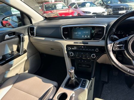 2020 Kia Sportage - photo 11