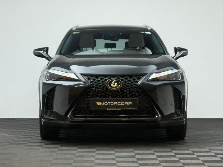 2023 Lexus UX - photo 2