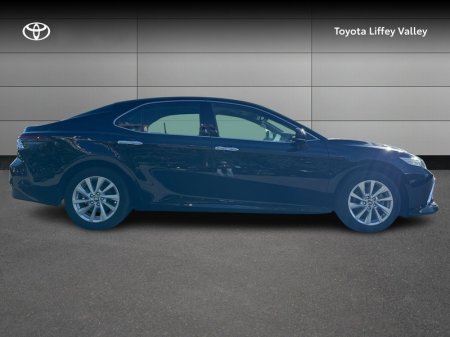 2023 Toyota Camry - photo 3