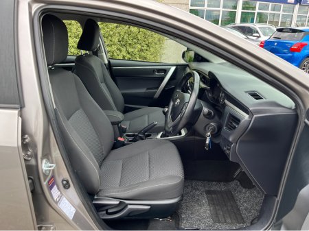2015 Toyota Corolla - photo 10