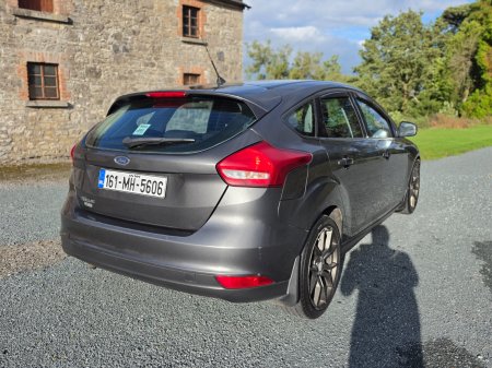 2016 Ford Focus - photo 8