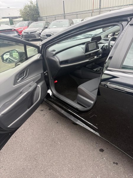 2024 Toyota Prius - photo 7