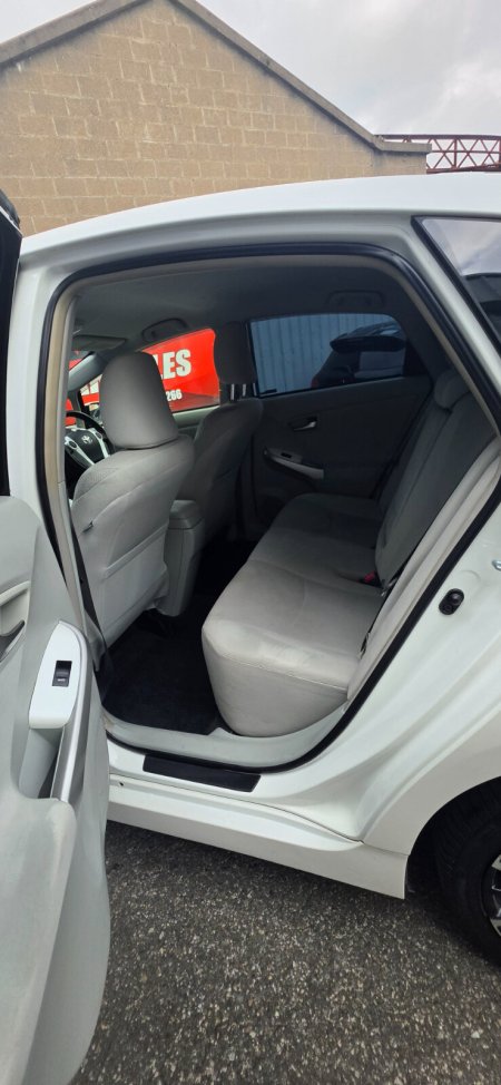 2014 Toyota Prius - photo 8
