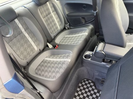 2017 Volkswagen Beetle - photo 10