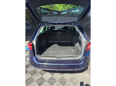 2017 Volkswagen Passat - photo 3