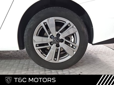 2023 Peugeot 308 - photo 15