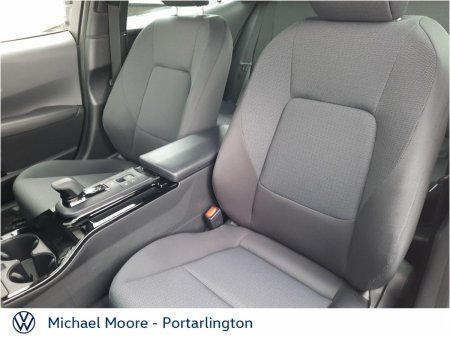2025 Toyota Prius - photo 27