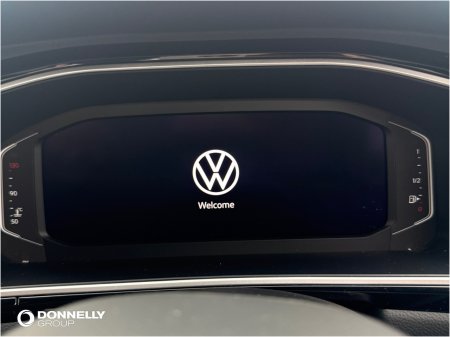 2025 Volkswagen T-Roc - photo 17