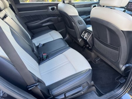 2023 Kia Sorento - photo 14