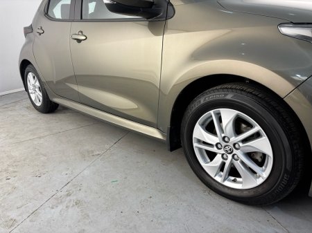 2022 Toyota Yaris - photo 11