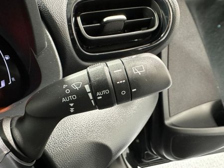 2024 Toyota Yaris Cross - photo 16