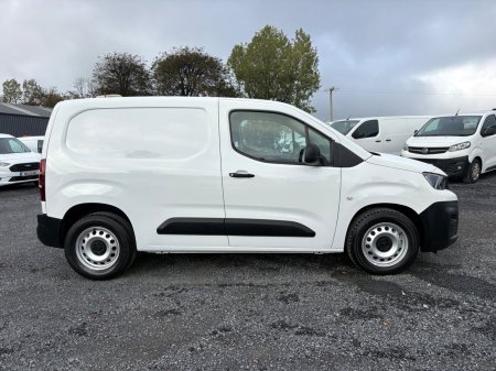 2020 Peugeot Partner - photo 4