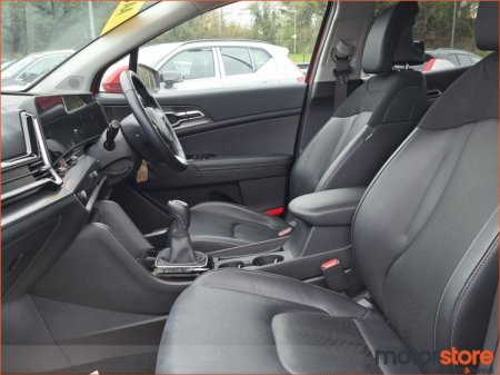 2025 Kia Sportage - photo 3