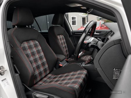 2014 Volkswagen Golf - photo 14