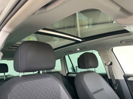 2018 Volkswagen Tiguan - photo 16