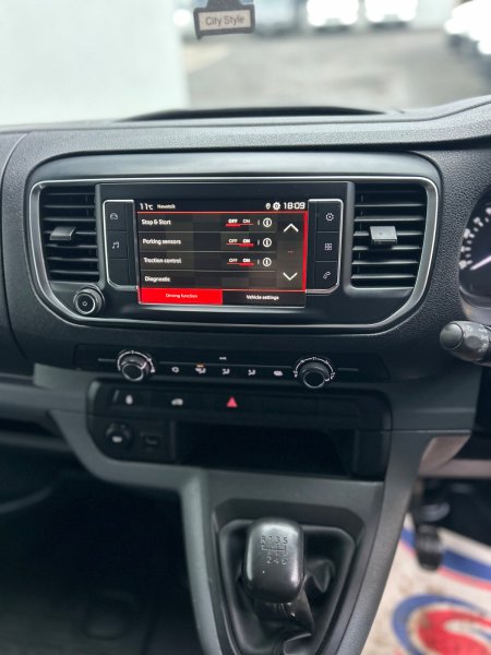 2021 Citroen Dispatch - photo 12