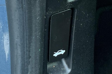 2018 Ford Fiesta - photo 23