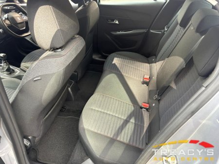 2022 Peugeot 208 - photo 10