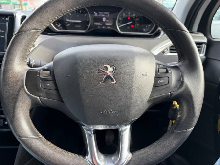 2014 Peugeot 208 - photo 10