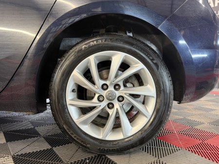 2019 Vauxhall Astra - photo 18