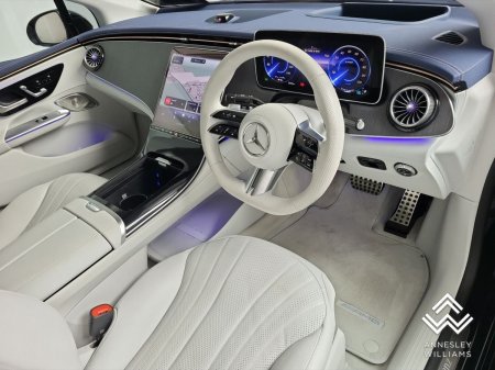 2026 Mercedes-Benz EQE - photo 12