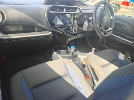 2019 Toyota Aqua - photo 11