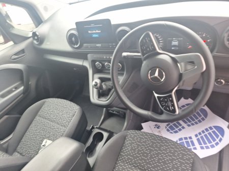 2025 Mercedes-Benz Citan - photo 8