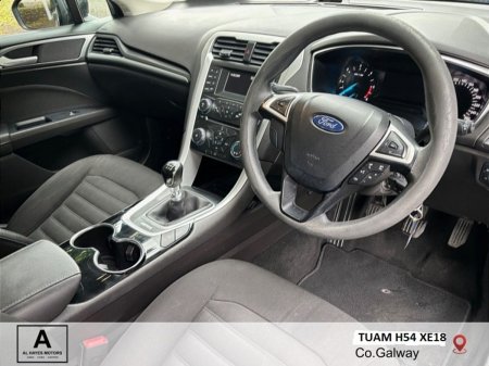 2015 Ford Mondeo - photo 2