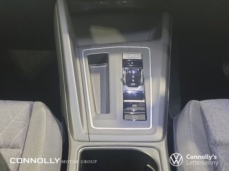 2026 Volkswagen Golf - photo 10