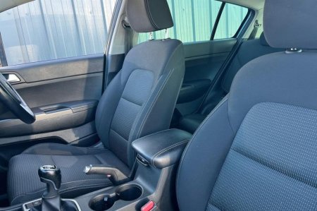 2021 Kia Sportage - photo 19