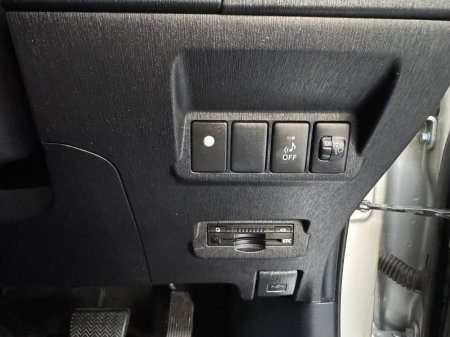 2016 Toyota Prius - photo 14