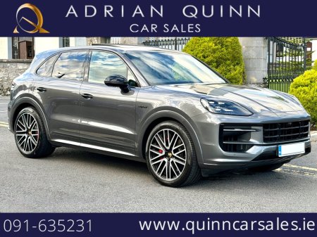 2024 Porsche Cayenne S 3.0 V6 E-HYBRID 519 BHP==HUGE SPEC==
