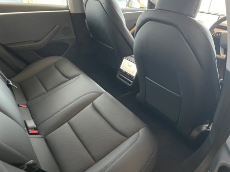 2025 Tesla Model 3 - photo 6