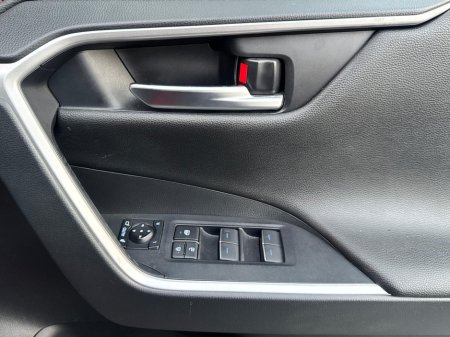 2022 Toyota RAV4 - photo 15
