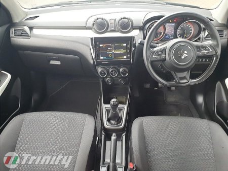 2020 Suzuki Swift - photo 2