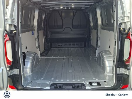 2026 Volkswagen Transporter - photo 10
